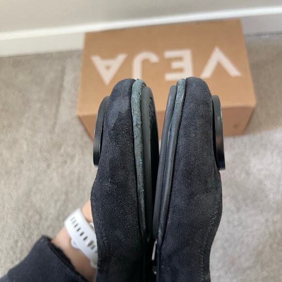 Tory Burch Black Minnie Suede Pave Medallion Flats (6) - Picture 9 of 9